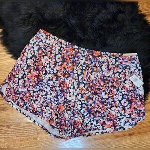 NEW Old Navy Active Mid-Rise Stretchtech Quick Dry Shorts with built-in panty